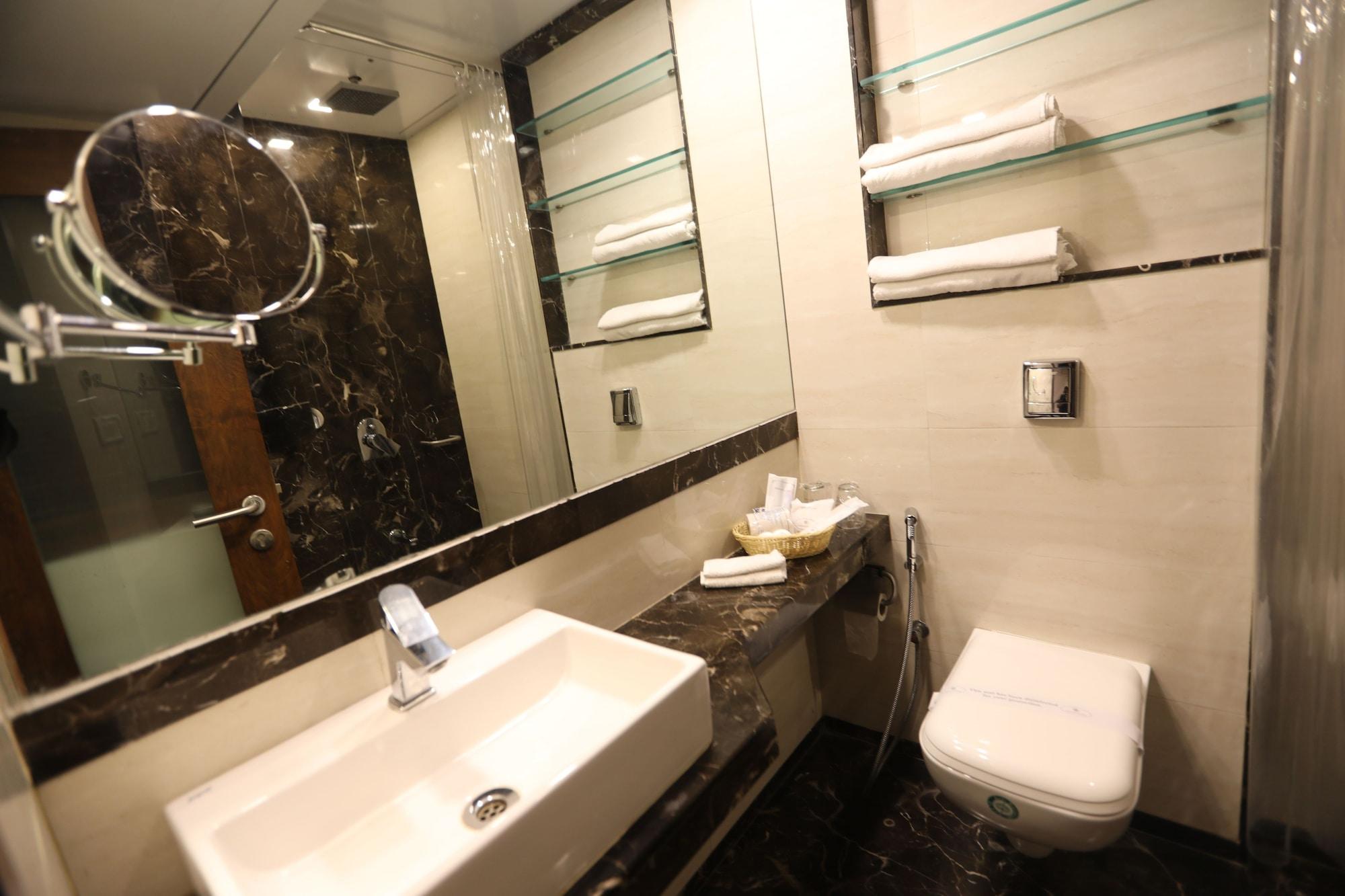 Citizen Hotel Mumbai Exteriör bild