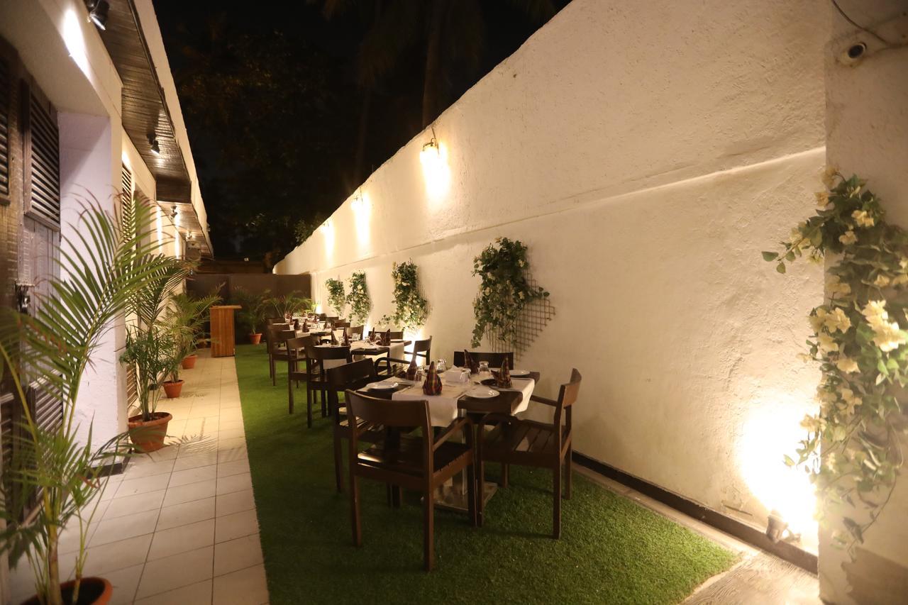 Citizen Hotel Mumbai Exteriör bild
