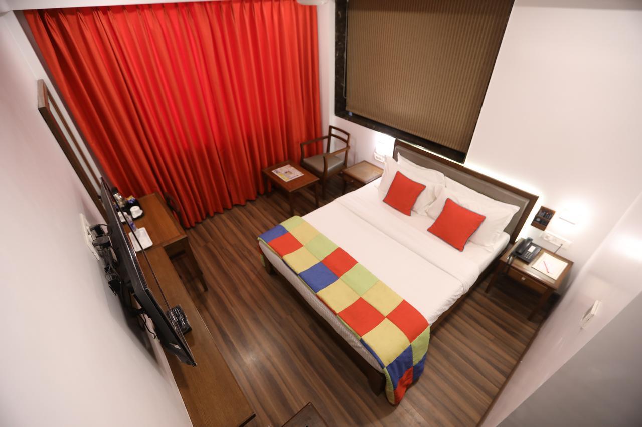 Citizen Hotel Mumbai Exteriör bild