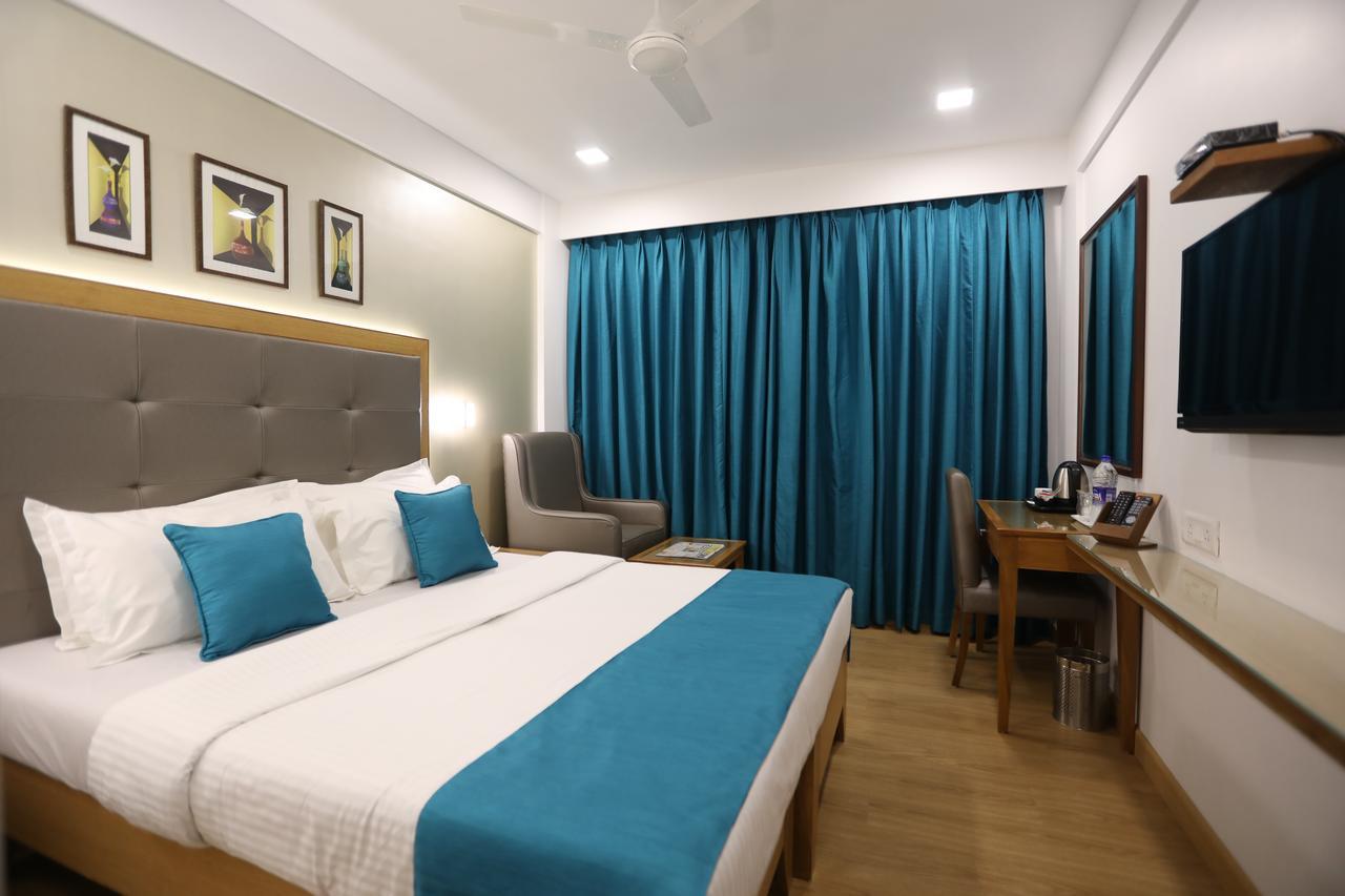 Citizen Hotel Mumbai Exteriör bild